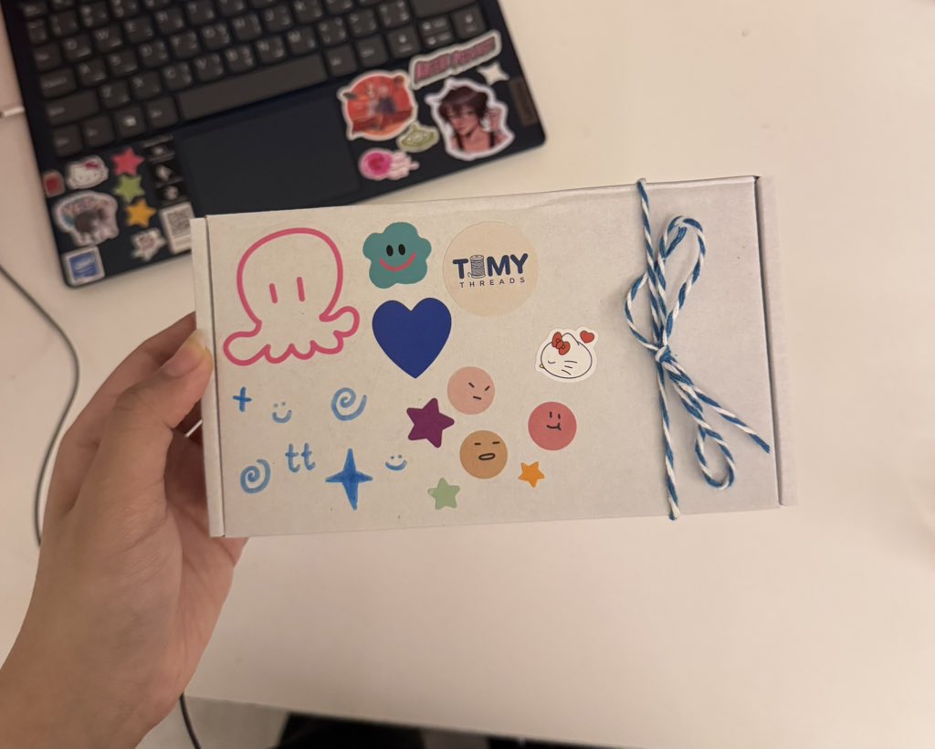 تومي ثريدز tweet media