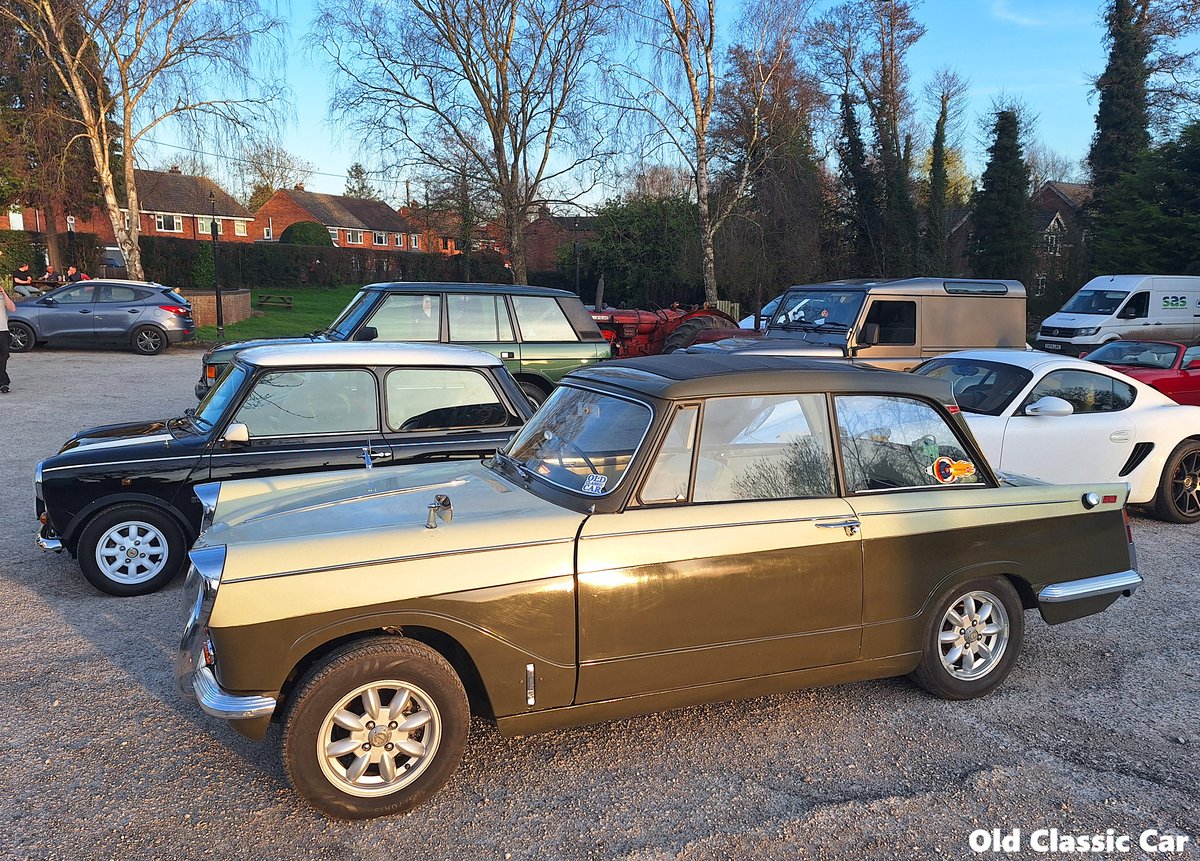 Old Classic Car tweet media