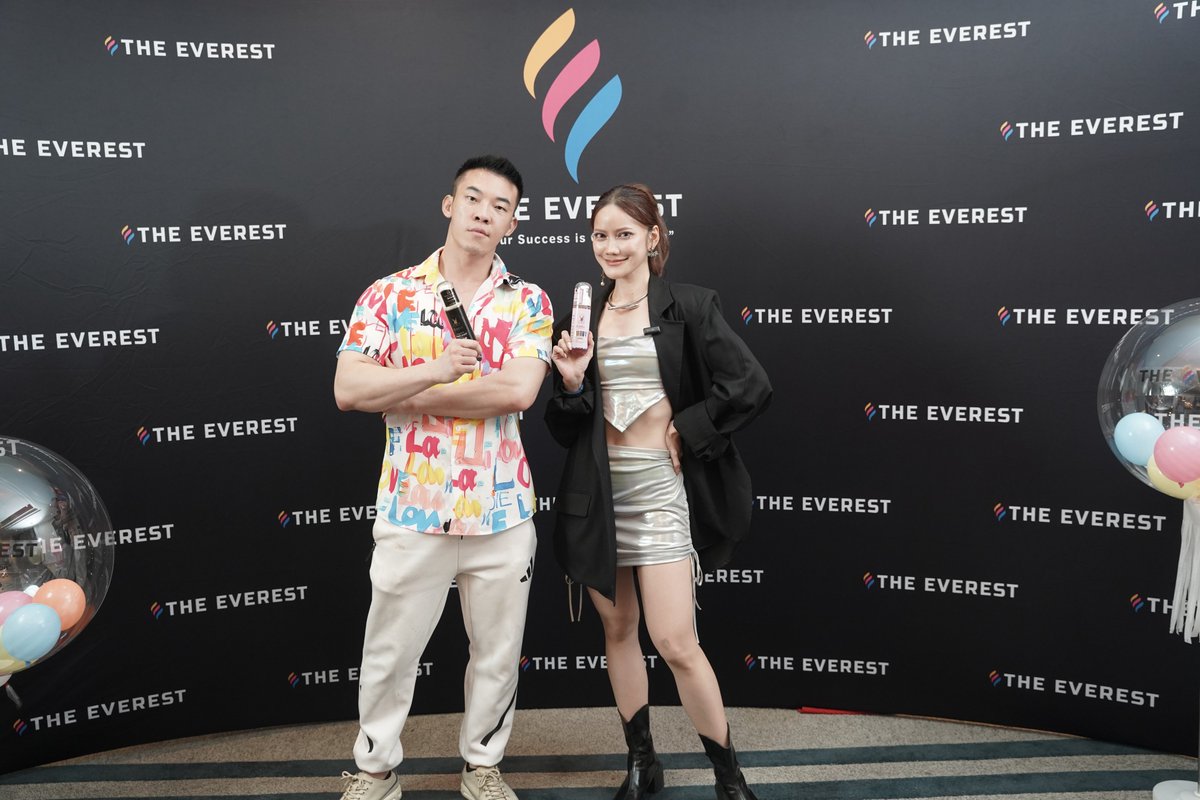 INFINZ_BRAND's tweet photo. รวมภาพบรรยากาศความฟินซ์ จากงาน Everest Next3 X INFINZ 📷
กับการเปิดตัวแบรนด์ไทยน้องใหม่อย่างเป็นทางการ พร้อมกิจกรรมออกบูธ แจก ชิมเจล ที่มาเสริฟความเสว ความสุขให้กับ ผู้ร่วมงานอย่างจุใจ
#Infinzbrand
#Infinzgel
#เข้าก็ฟินส์ออกก็ฟินส์
#เจลหรรษา https://t.co/caUSBOGdQZ