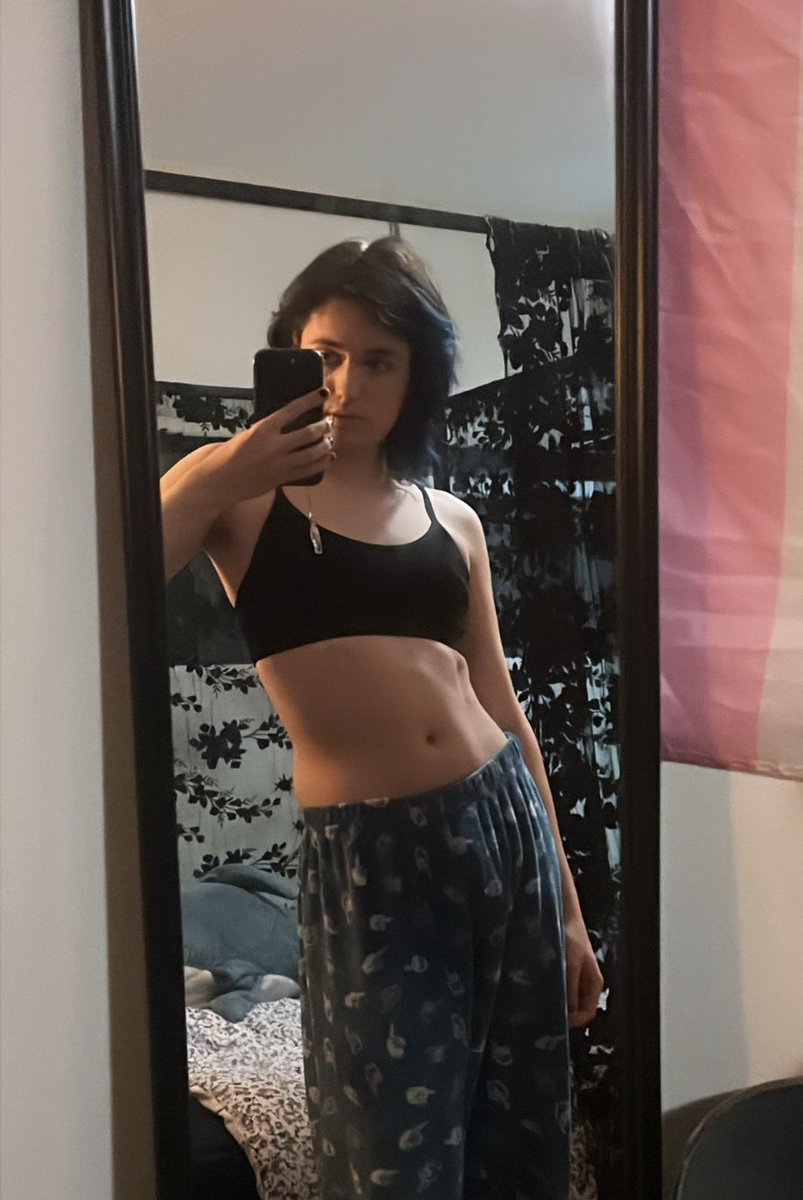 Evalyn ・゚:*☆ tweet media