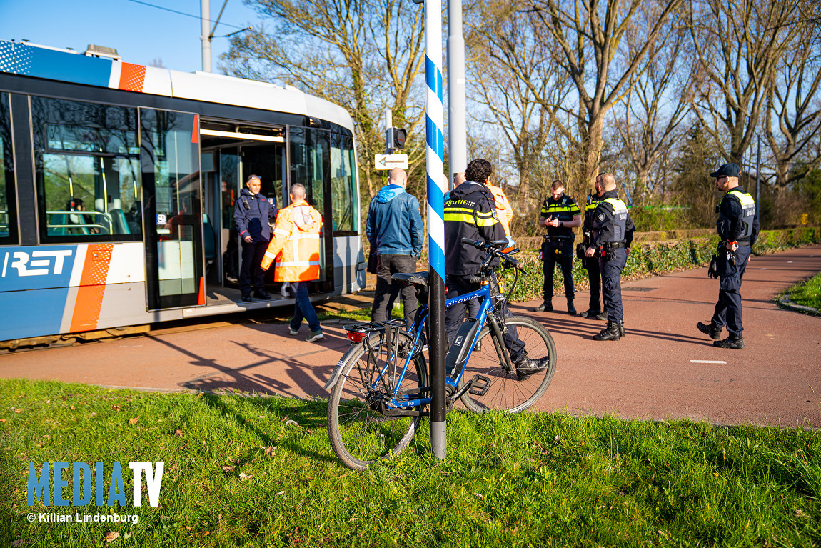 Aanrijding tussen fiets en tram in Rotterdam