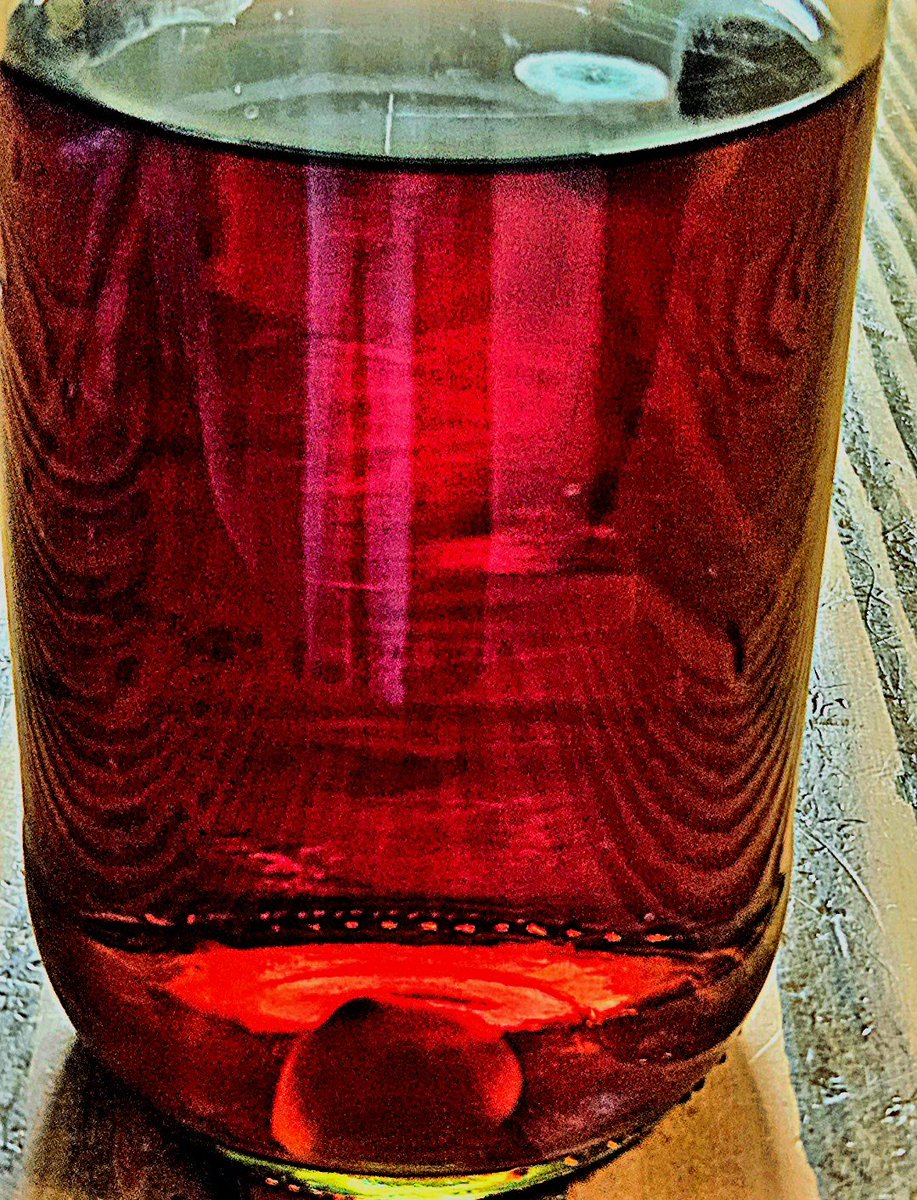 Mo_Lecular tweet media