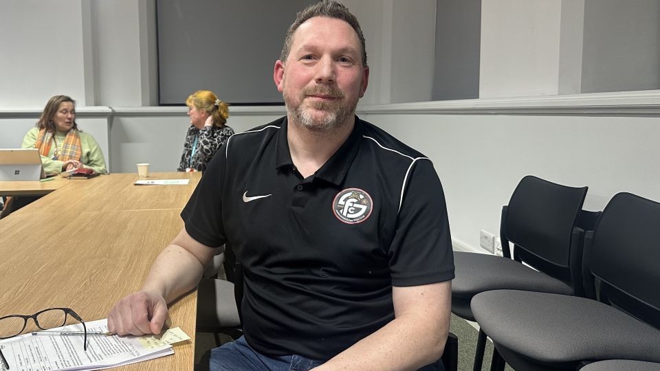 Oldham Chronicle tweet media