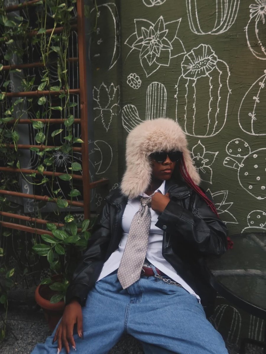 Mary Shy (Carter Sister) tweet media