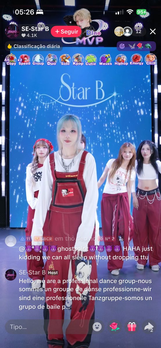 Alguém já viu essas lives lá no tiktok? Gente é um puta investimento essa porra deve dar muito dinheiro não é possível