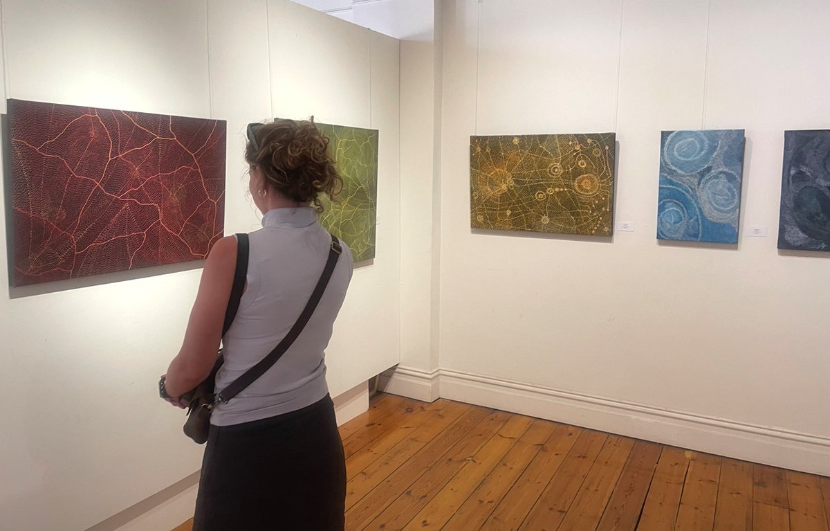 JapingkaGallery's tweet photo. Tarisse King exhibition hosted in Gallery2 at Japingka Gallery through to 8 April, available to view online and in the gallery. Open 7 days. https://t.co/QhXUbaR5Yi  #AboriginalArt #JapingkaGallery #indigenous https://t.co/zFGZSQiSrJ