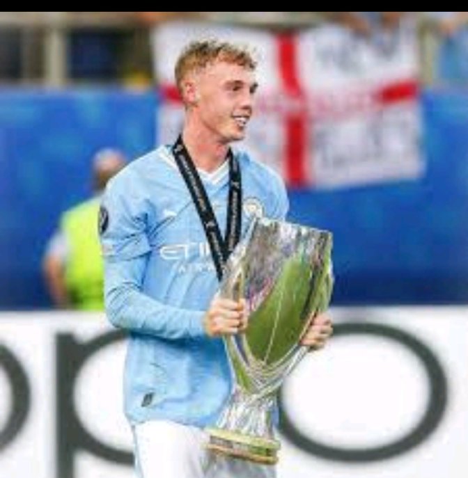 ℒℰℰ tweet media