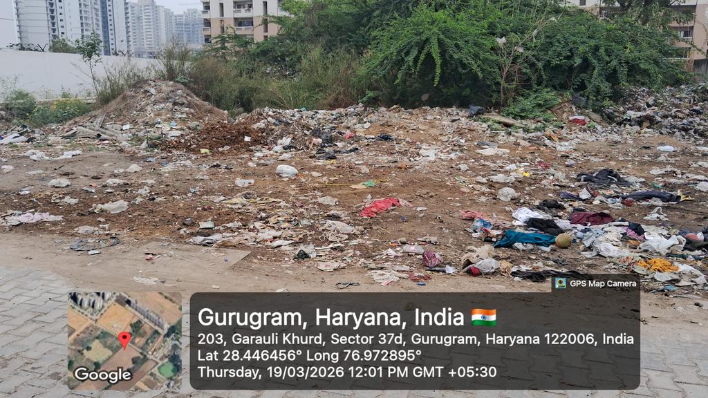 This is daily scene in Gadoli Kalan Village Sector 37-D.  MCG Gurgaon must have a meeting with residents &amp; especially maids living in village on rent and educate them else they won't stop . <a href="/CPCB_OFFICIAL/">Central Pollution Control Board</a> <a href="/DC_Gurugram/">DC Gurugram</a> <a href="/MeraGurgaon/">मेरा गुड़गांव GurGaon 🇮🇳</a> <a href="/MunCorpGurugram/">MCG</a> <a href="/GauriSarin/">Gauri Sarin</a> <a href="/Rao_InderjitS/">Rao Inderjit Singh</a>