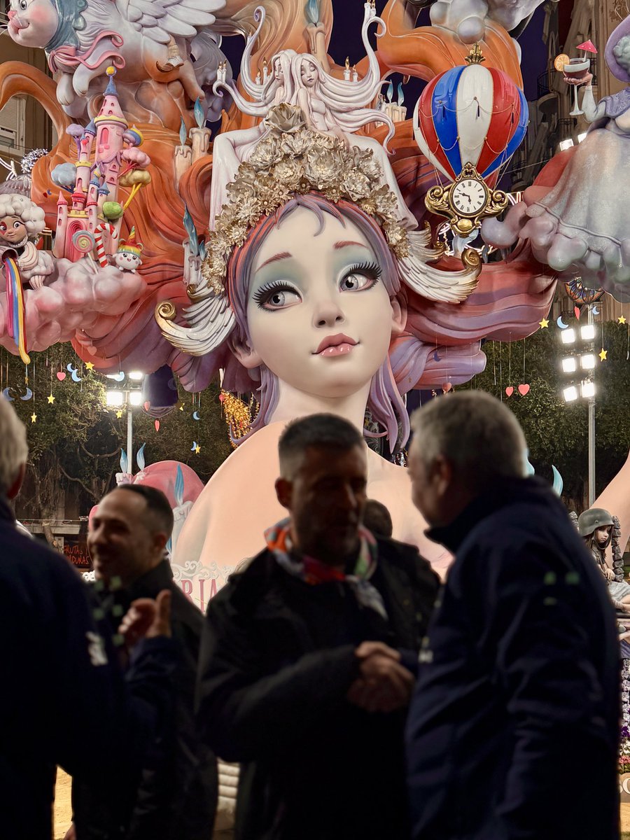 Compromís València tweet media