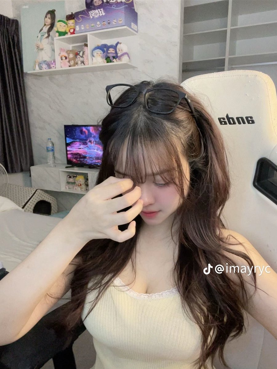cs cs tweet media
