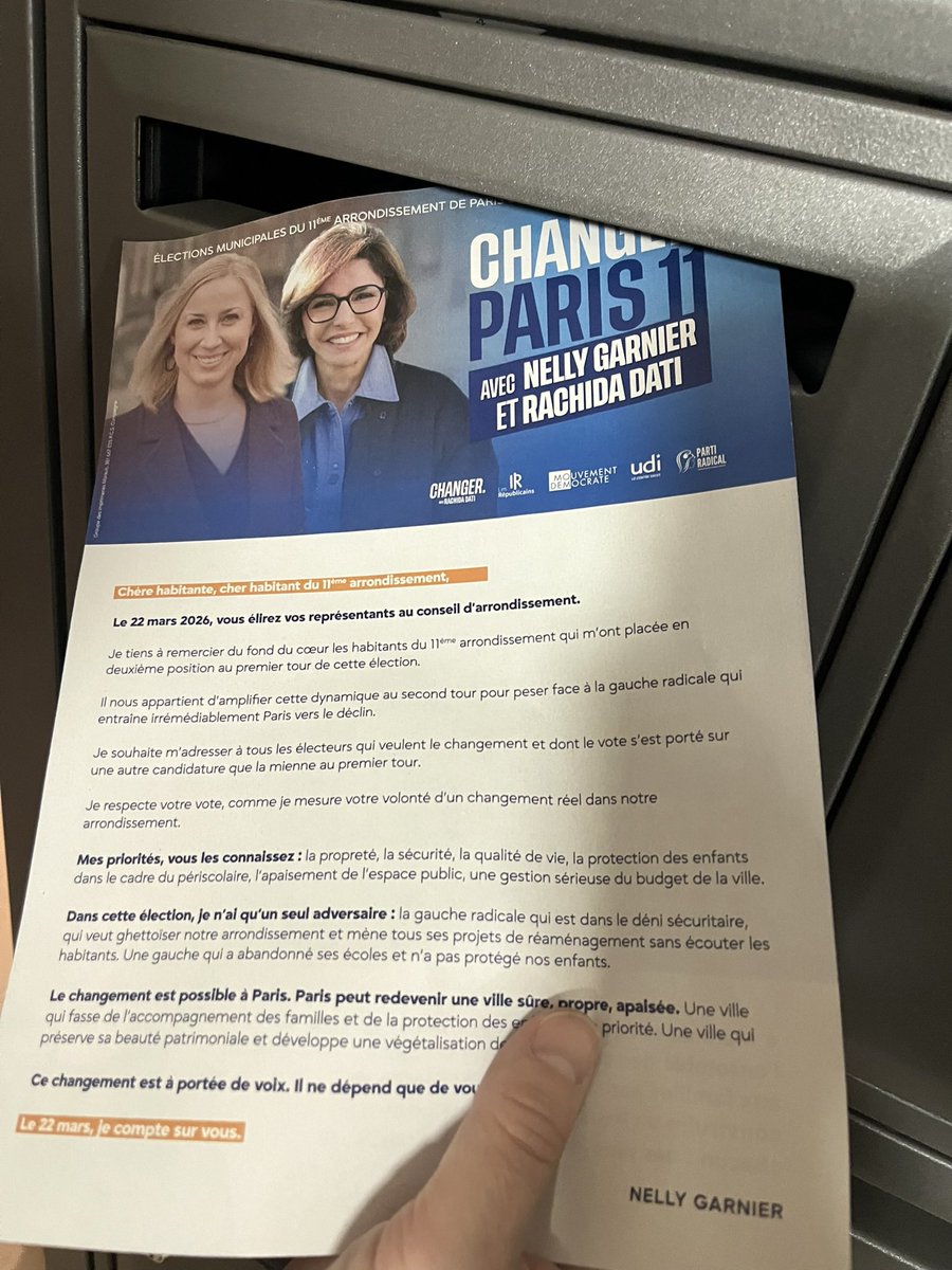 leblancs75's tweet photo. Hier, plus mobilisés que jamais avec notre équipe de #Paris11, sur le terrain pour échanger et rappeler que le seul projet pour #changerparis, c’est celui de @datirachida et de @NellyGarnier dans le 11e. https://t.co/HvJGjhFK0v