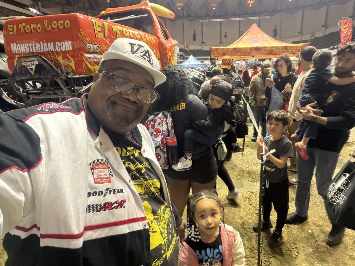 Kevin from Va tweet media