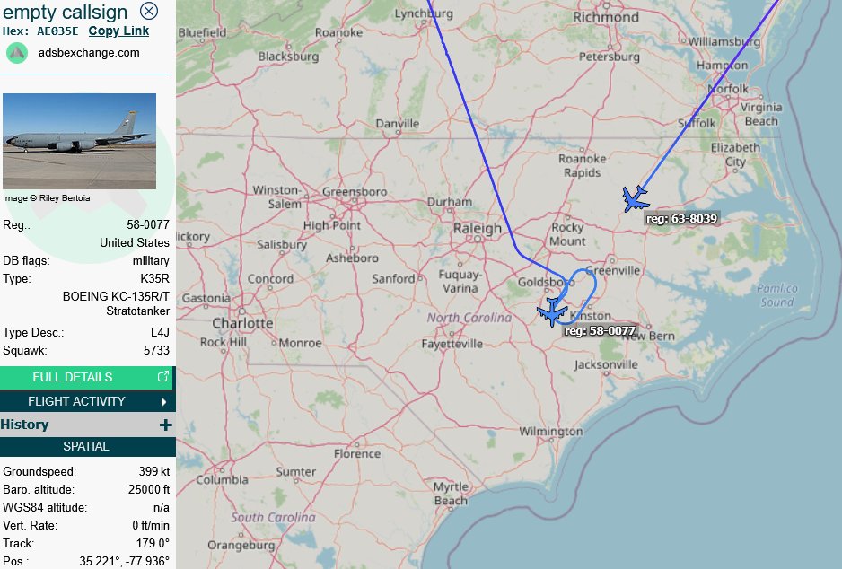 SirListenalot's tweet photo. #KC135's #AE035E #BOBBY41 out of Pittsburgh &amp; #AE0391 #BOBBY42 out of Bangor picking up six (plus one?) "SW" #F16's out of Shaw bound for Spangdahlem https://t.co/HB04EOwbmy