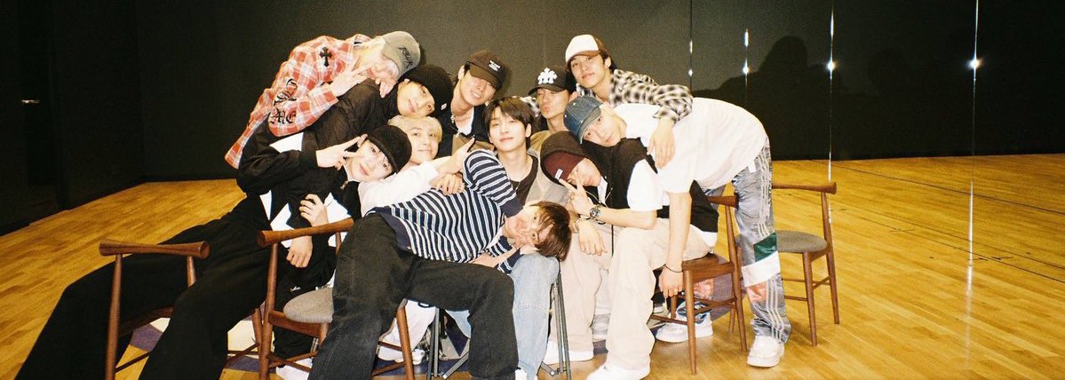 ً yongyi tweet media