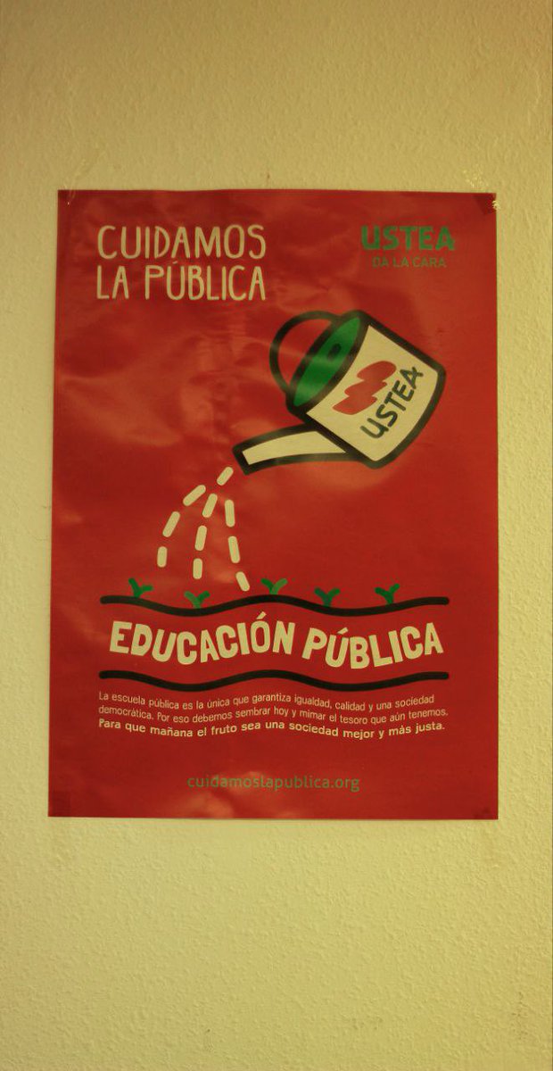 AleDuranGR's tweet photo. Analizamos los desafíos de la educación pública en Andalucía con @UsteaE  y recogemos sus propuestas.
La escuela pública es la única que garantiza igualdad,calidad y una sociedad democrática.
¡Seguimos! #granada https://t.co/IiGpJVsKEW