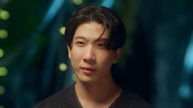 Hello Asian tweet media