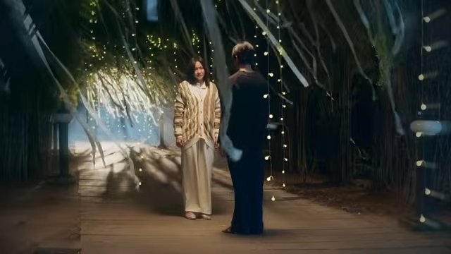 Hello Asian tweet media