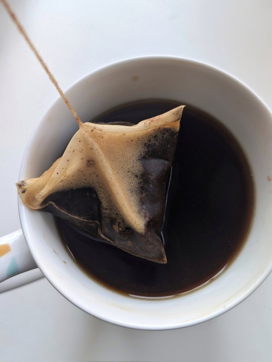 Марічка, що готує шоколадки tweet media