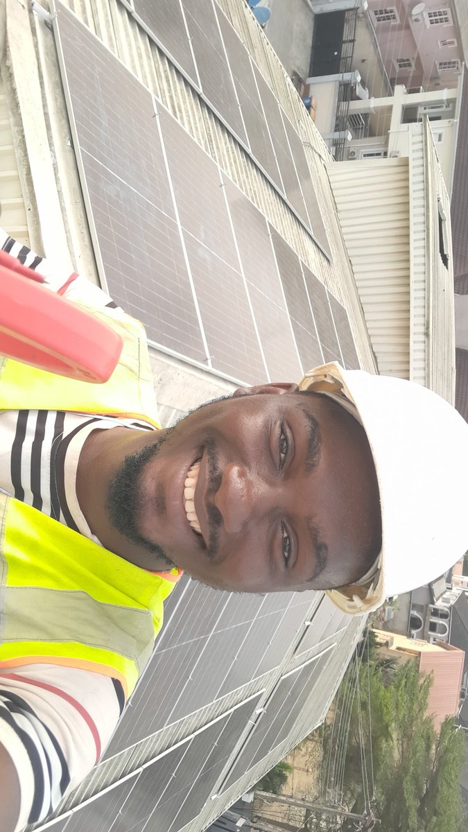 japhola1's tweet photo. 18kW Solar Powered System with 19.8kWp Solar Array Paired with 45kWh Lvtopsun Lithium Batteries successfully installed by @JoyaqTechnology 
Fully off-grid!

#SolarEnergy #joyaqtechnology #Lithium #lvtopsun https://t.co/rOpIciBPFN