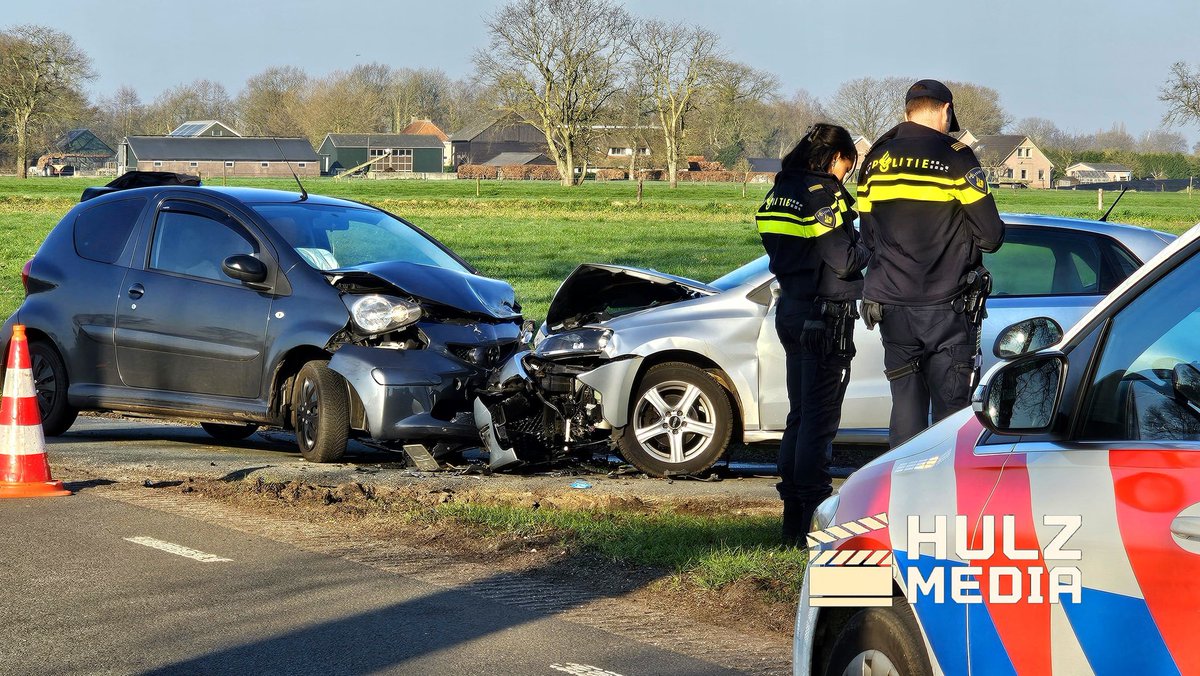 Aanrijding in Doornspijk: Geen gewonden, wel flinke schade