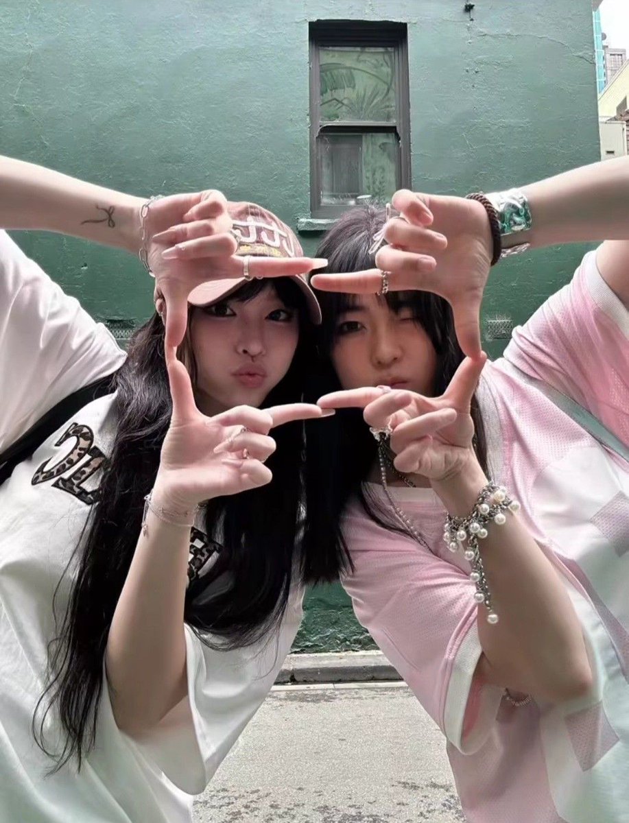 레조네 tweet media