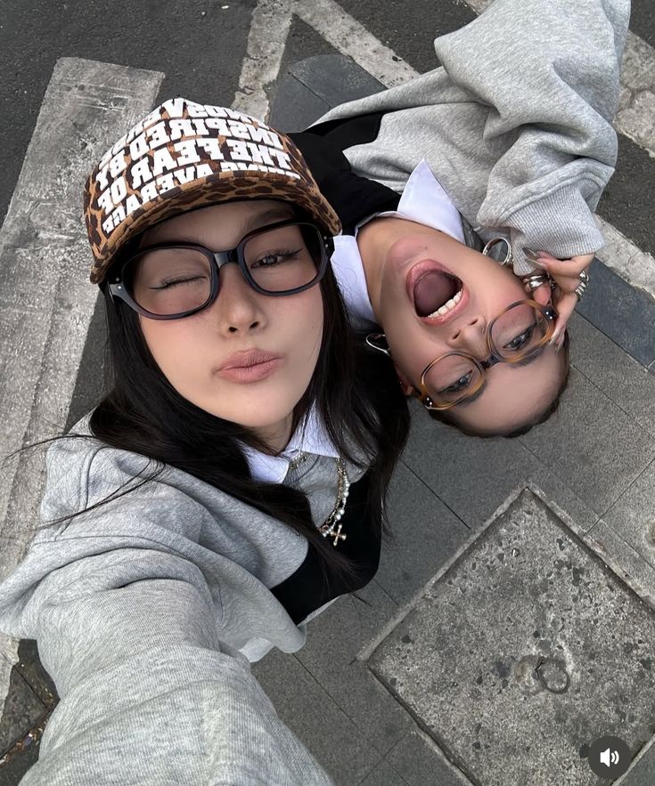 레조네 tweet media