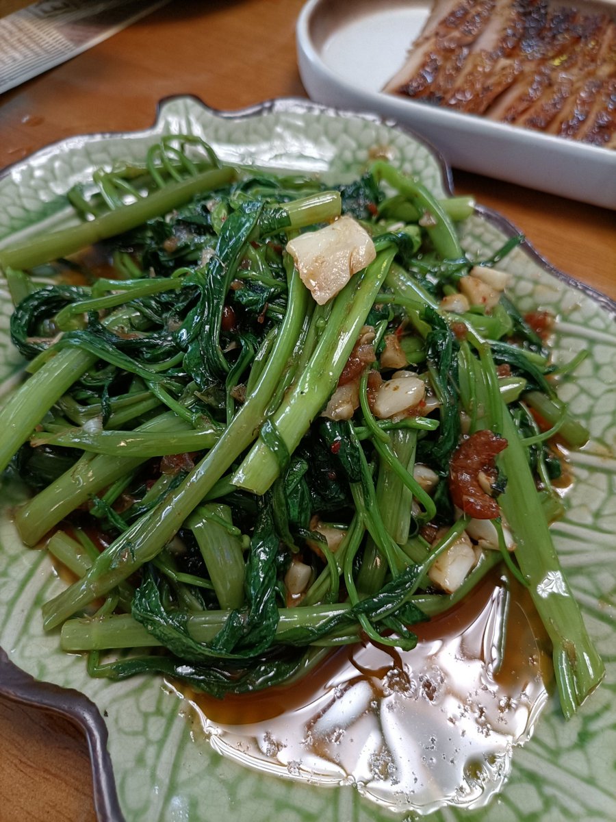 Alva Jinn tweet media