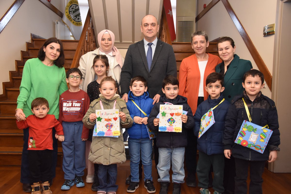 İÜ SKS tweet media