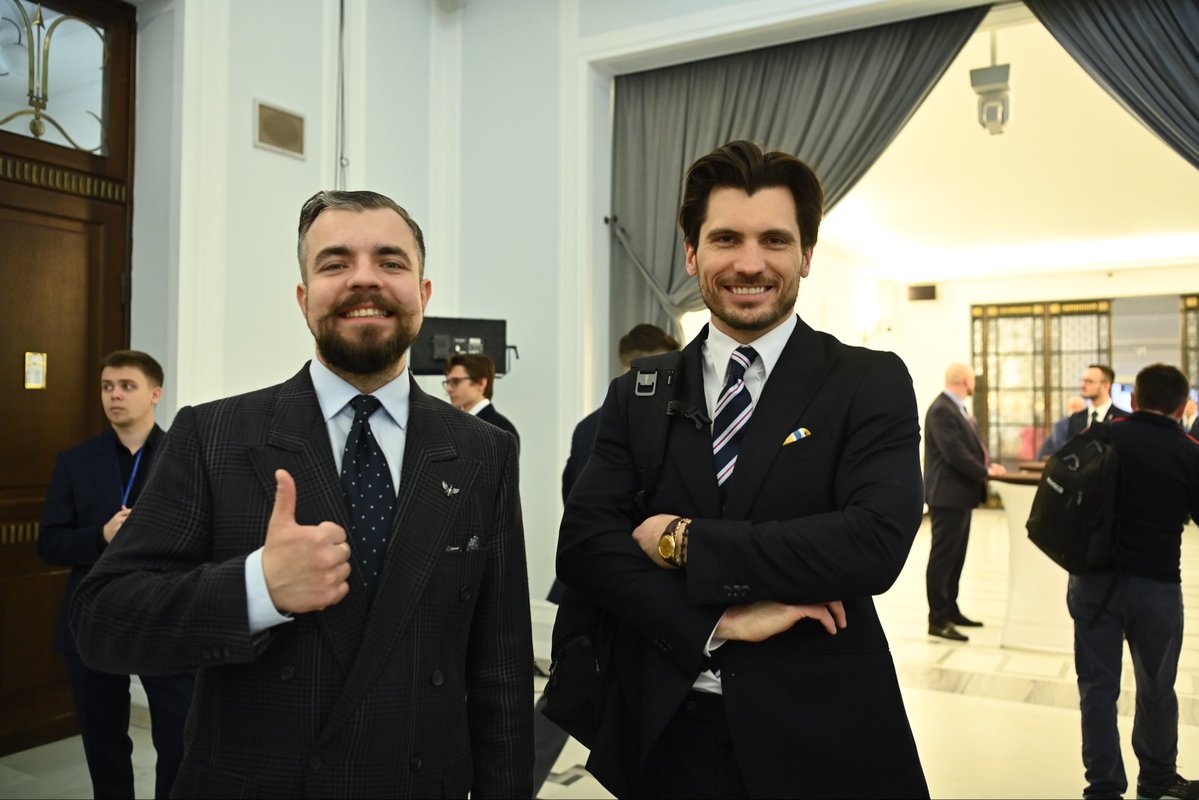 Konfederacja tweet media