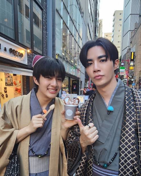 memi86417293's tweet image. #じぬデ で２人が訪れた HatCoffeeStandさんに今日やっと行けた😍
じぬぬの3Dラテを作ってくれたお兄さんに撮影時のお話を色々と聞けて楽しかったです🥰
どんどん出来上がっていく様子がさすがの職人技でした👏👏👏

#hatcoffeestand #hatstand
#ZeePruk
#NuNew
#ZeeNuNew
#BabyNongZon