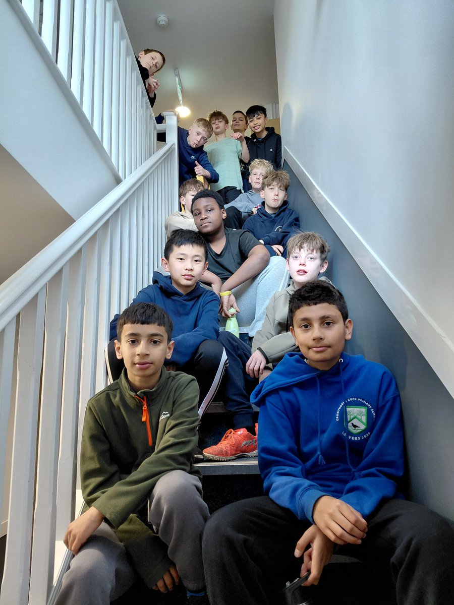 Crowthorne C of E tweet media