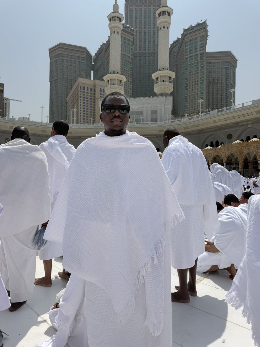 Prince Adeshina tweet media