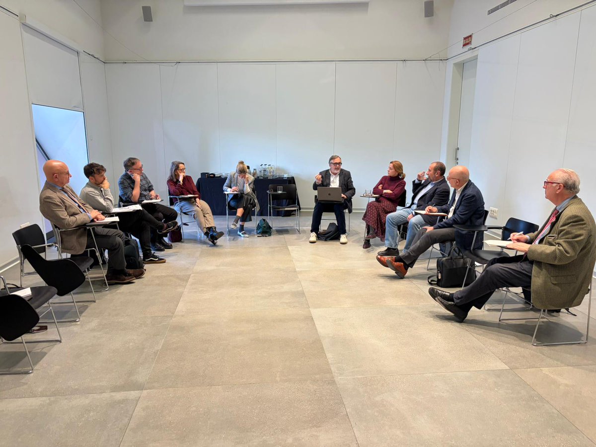 𝗦𝗘𝗠𝗘𝗚 tweet media