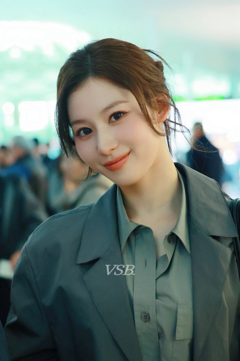 VERY SWEET BERRY tweet media