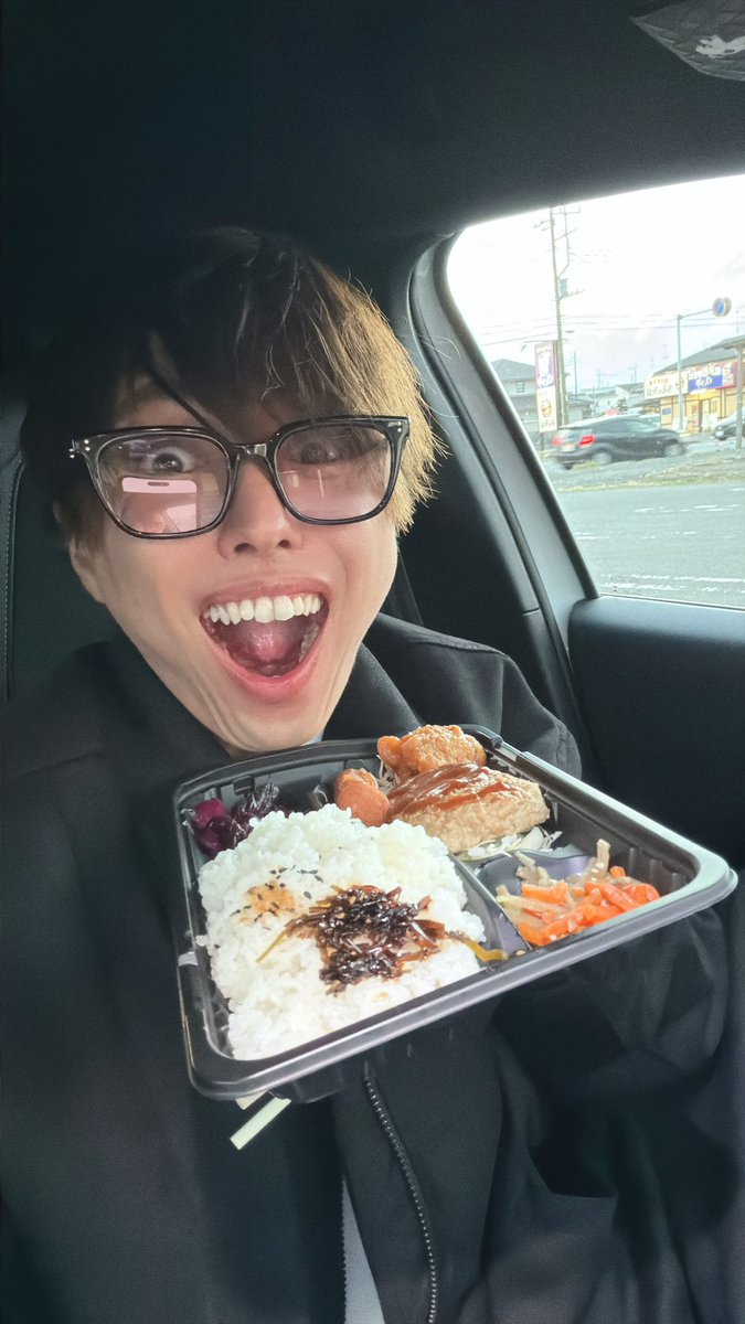 機長✈︎ tweet media