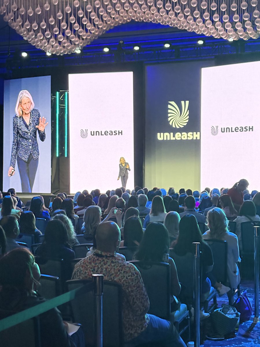 Semos Cloud tweet media