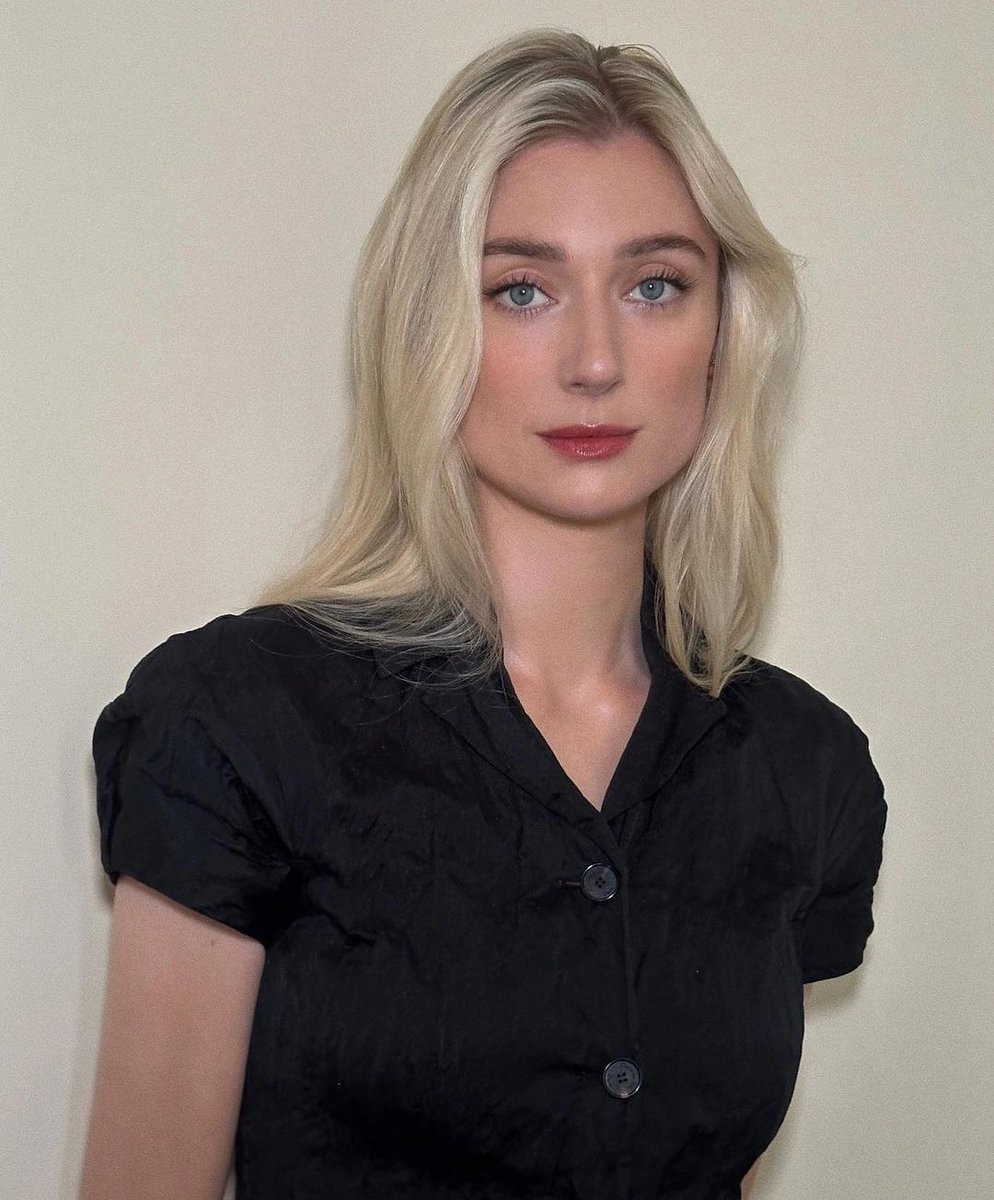 best of elizabeth debicki tweet media