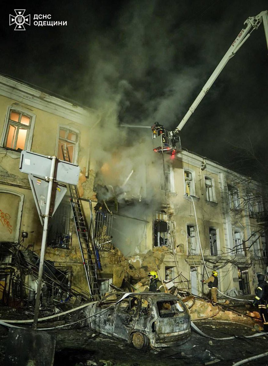 At night, russians attacked residential neighborhoods of Odesa.