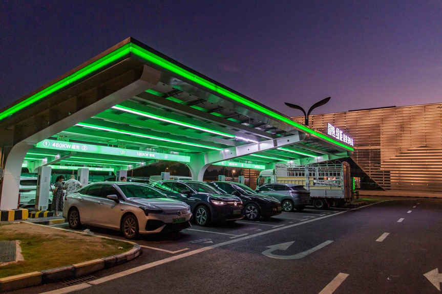 People's Daily, China tweet media