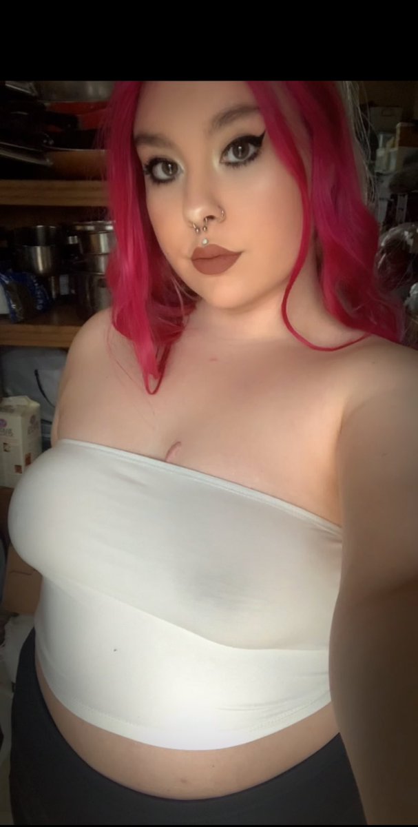 🍒🦇 tweet media