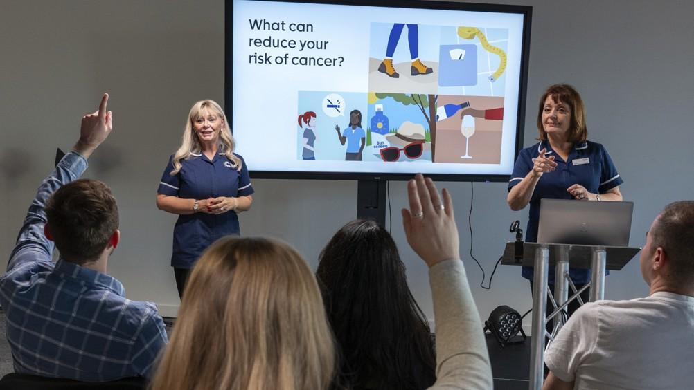 HR magazine tweet media