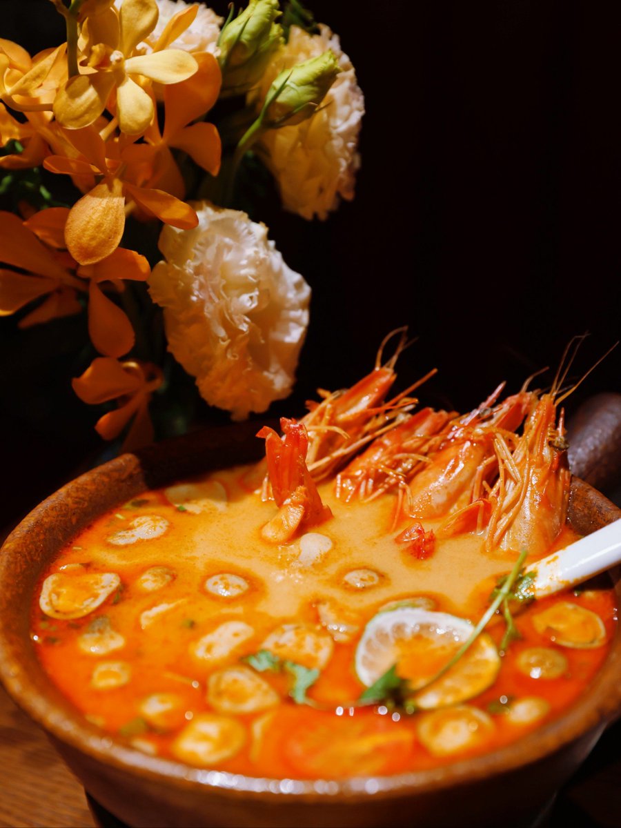 08061124856 tweet media