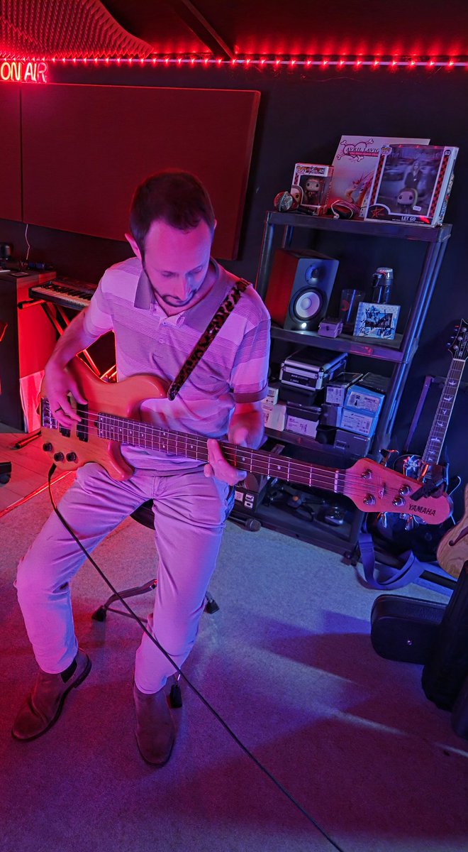 Distorted Model tweet media