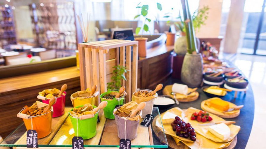 TogoFirst tweet media