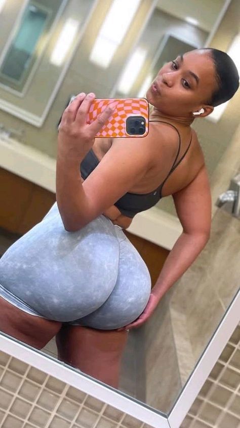 leg11510's tweet image. You try ooo 😂..
Justice for yansh 
#Backsideview