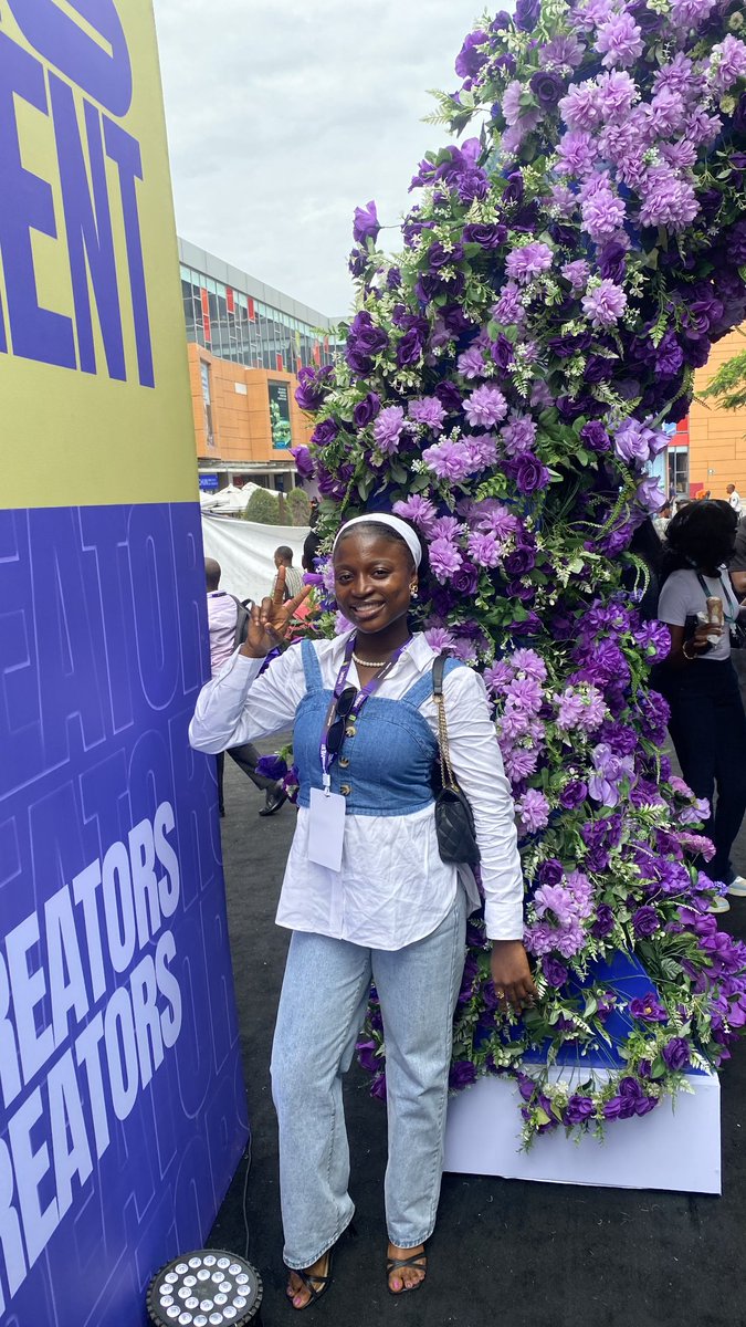 Esther_Virtual Assistant tweet media