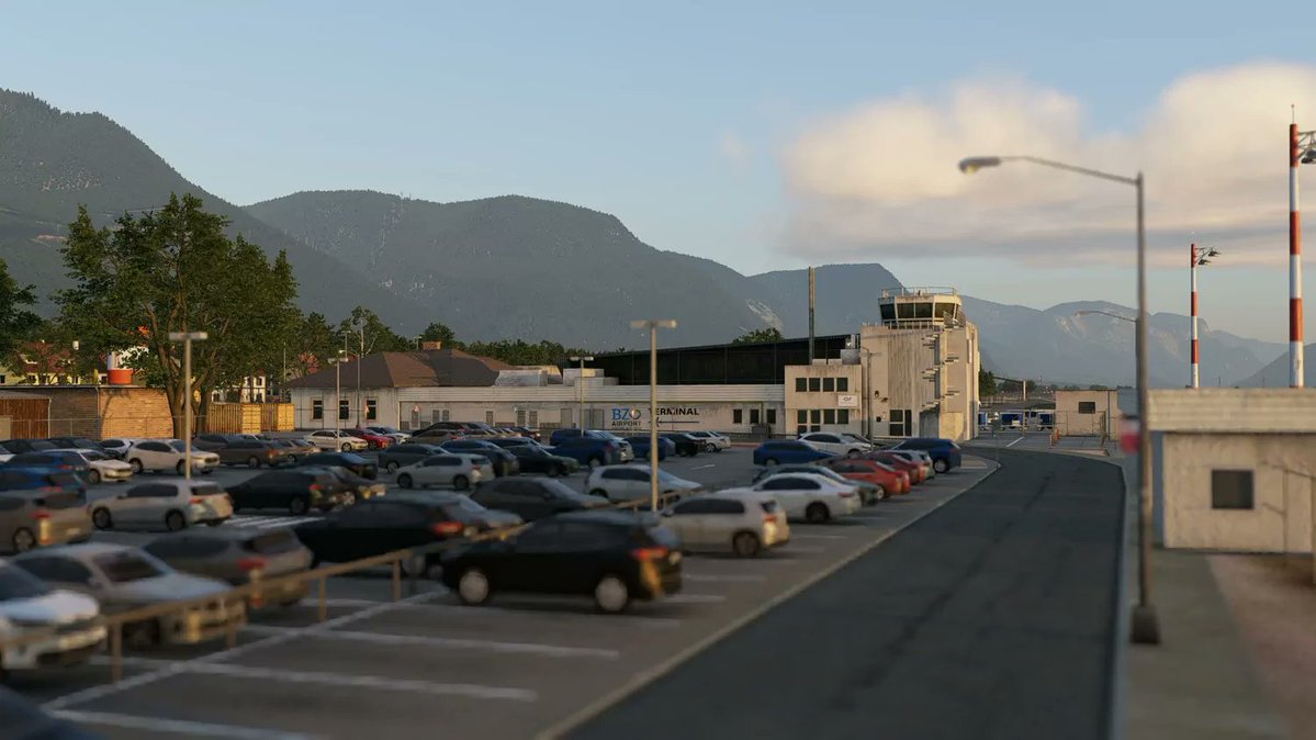 simFlight simMarket tweet media