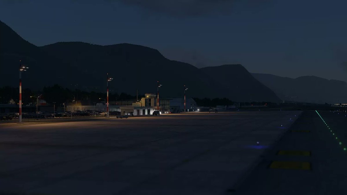 simFlight simMarket tweet media