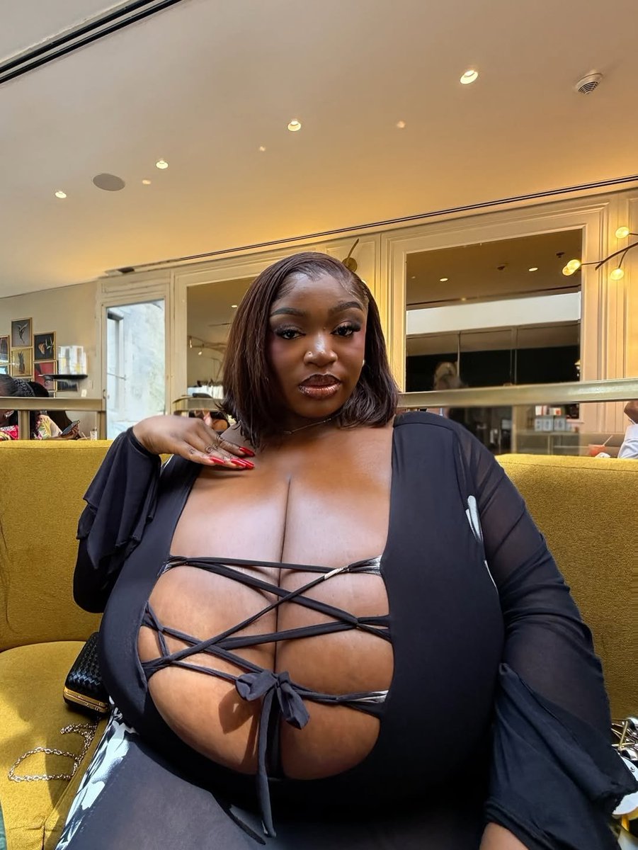 Bella Rose tweet media