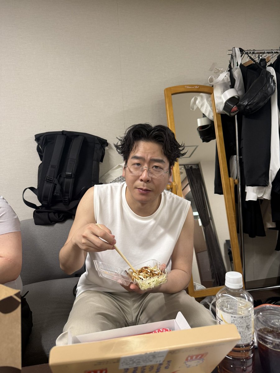 Zidol 紅しょうが 稲田美紀 サンダル なんか鍛えてそうにもみえるしカッコ良いのかもしれないとなったが